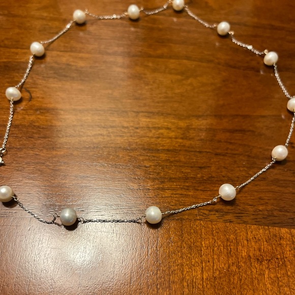 Pearl and silver necklace - Picture 1 of 2